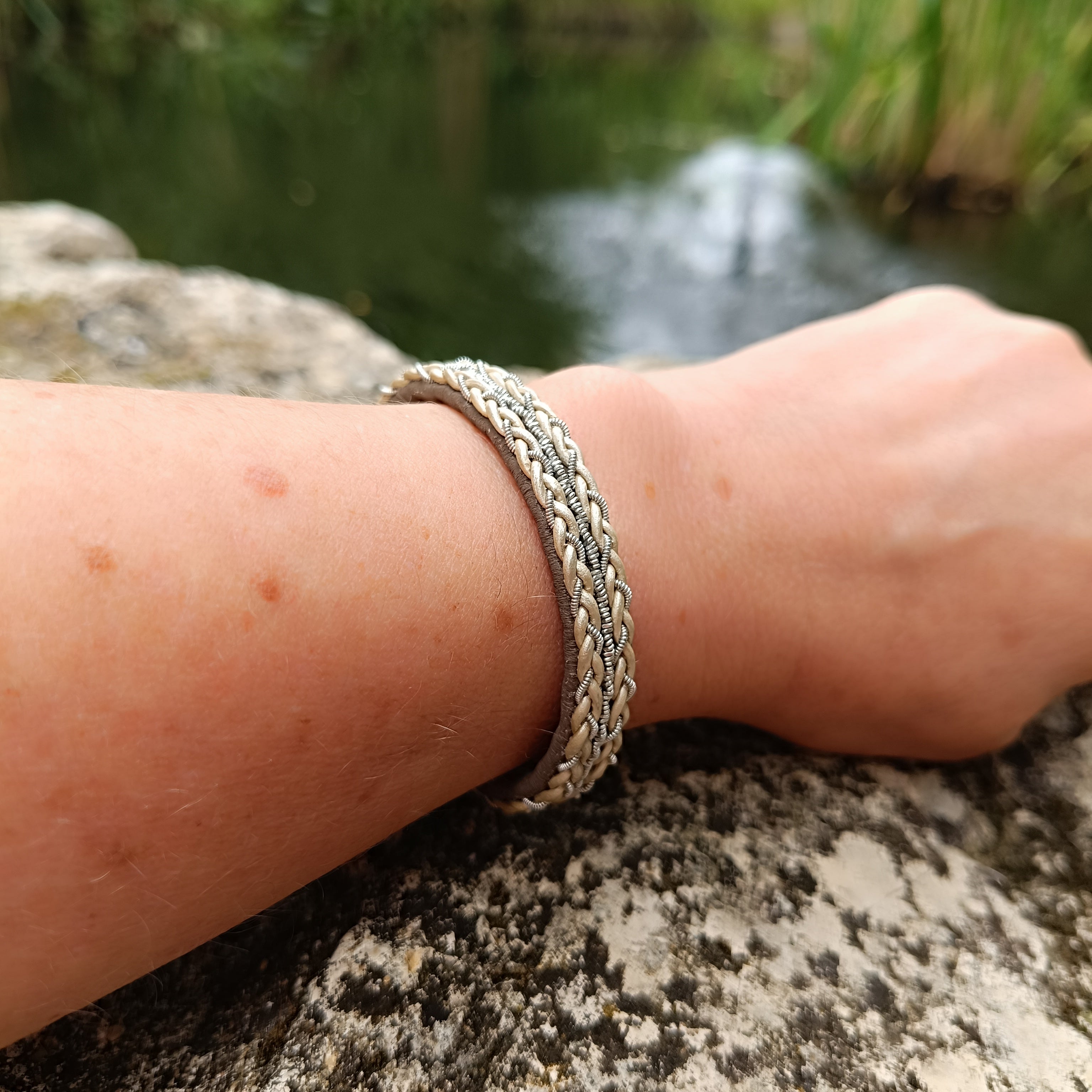 Bracelet Sami, Tekla
