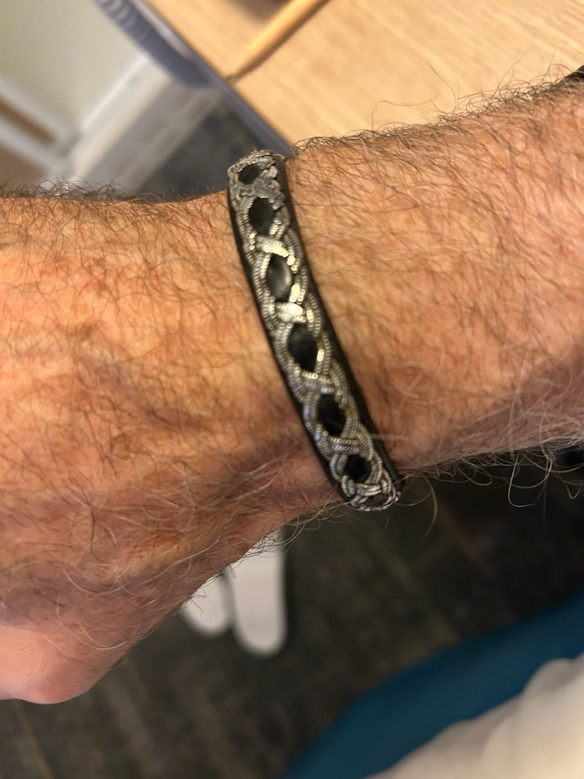 Commande personnalisée Magnus, Kurt ...